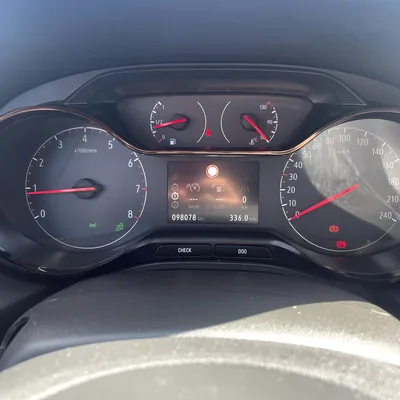 OPEL GRANDLAND X — foto 9