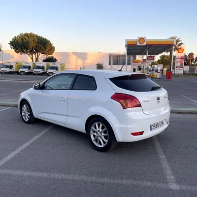 KIA CEED 1600CC DIESEL MANUAL — foto 4
