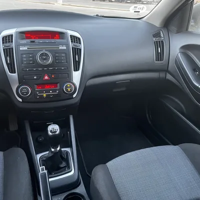 KIA CEED 1600CC DIESEL MANUAL — foto 11