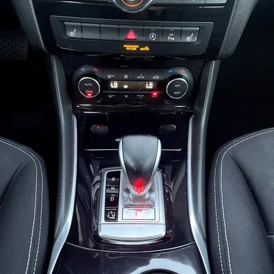 INFINITI Q30 1.6TC GASOLINA AUTOMATICO — foto 14