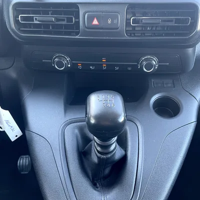 OPEL COMBO — foto 21