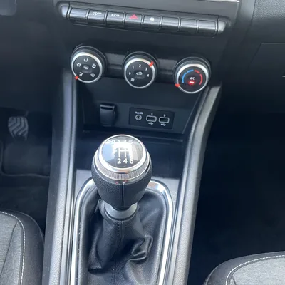 RENAULT CAPTUR 1.000CC 90CV GASOLINA MANUAL — foto 13
