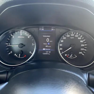 NISSAN QASHQAI 4X4 DIESEL MANUAL — foto 16