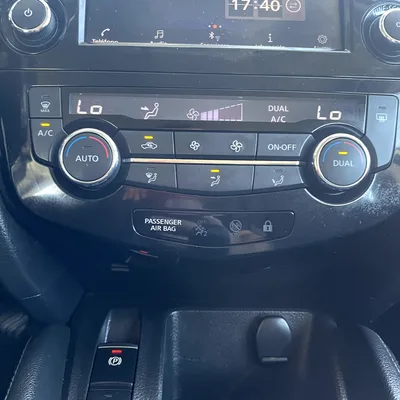 NISSAN QASHQAI 4X4 DIESEL MANUAL — foto 14