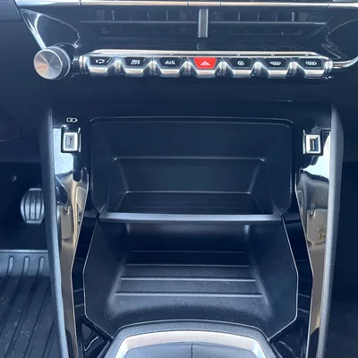 PEUGEOT 2008 DIESEL MANUAL — foto 9