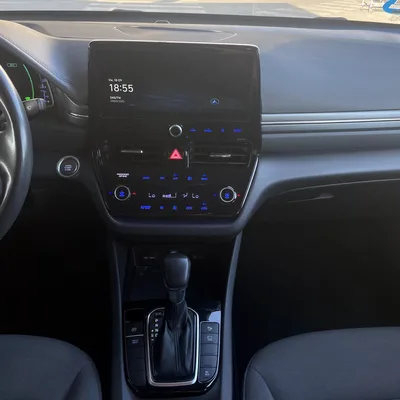 HYUNDAI IONIQ HIBRIDO ENCHUFABLE — foto 18