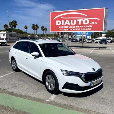 SKODA OCTAVIA 1,0DSG MHEV GASOLINA AUTOMATICO — foto 1