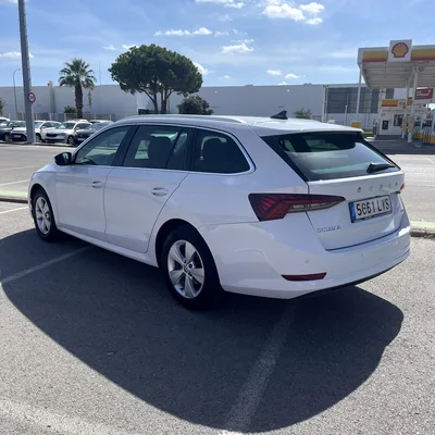 SKODA OCTAVIA 1,0DSG MHEV GASOLINA AUTOMATICO — foto 5