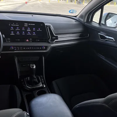 KIA SPORTAGE MHEV DIESEL MANUAL — foto 12