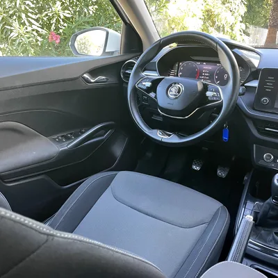 SKODA FABIA GASOLINA MANUAL — foto 10